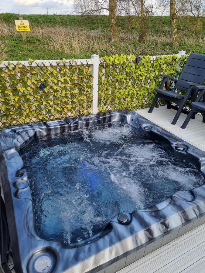Caravan For Rent At Tattershall Holiday Park Zewnętrze zdjęcie